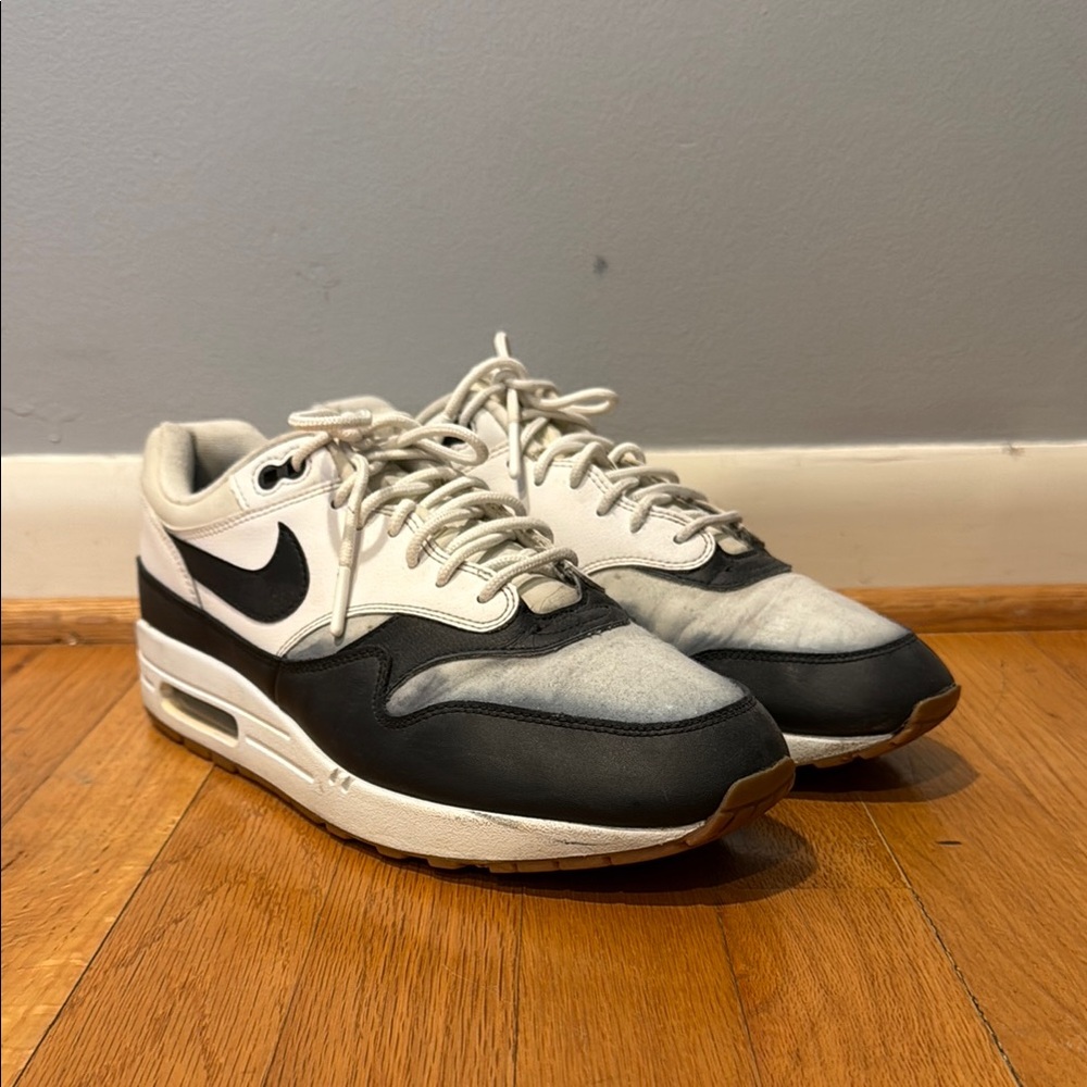 Nike Air Max 1 White Black Gum - Picture 3 of 6